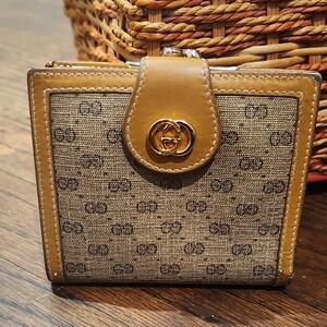 Gucci Micro GG Bi-Fold Wallet